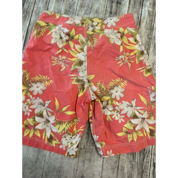 American Eagle Outfitters Swim Trunks Size 32 salmon, color 10in Inseam - Picture 9 of 10